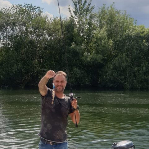 Vissen direct voor de steiger met de RIB